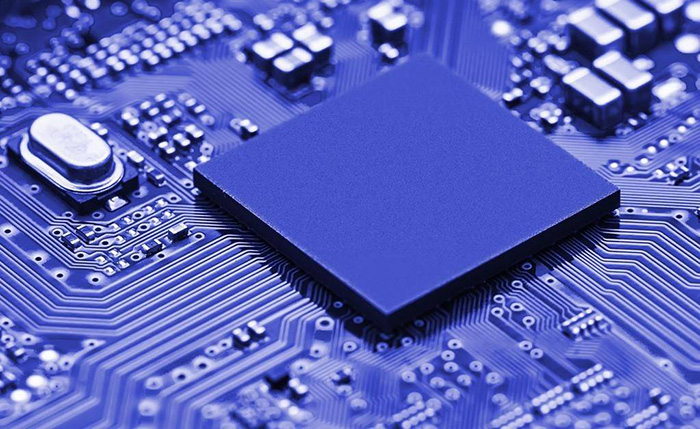 收購 Maxim 負載驅(qū)動器、硅射頻收發(fā)器、Renesas 開關(guān)穩(wěn)壓器