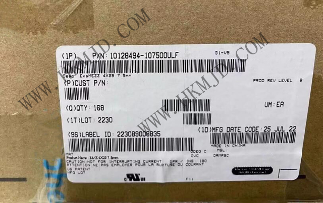 安費(fèi)諾 10128494-107500ULF ExaMEZZ? 夾層式連接器，引領(lǐng)高速連接新時(shí)代